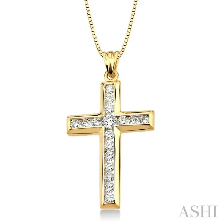 1.00 ctw Round Cut Diamond Cross Pendant in 14K Yellow Gold with Chain
