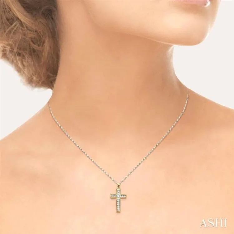 1.00 ctw Round Cut Diamond Cross Pendant in 14K Yellow Gold with Chain