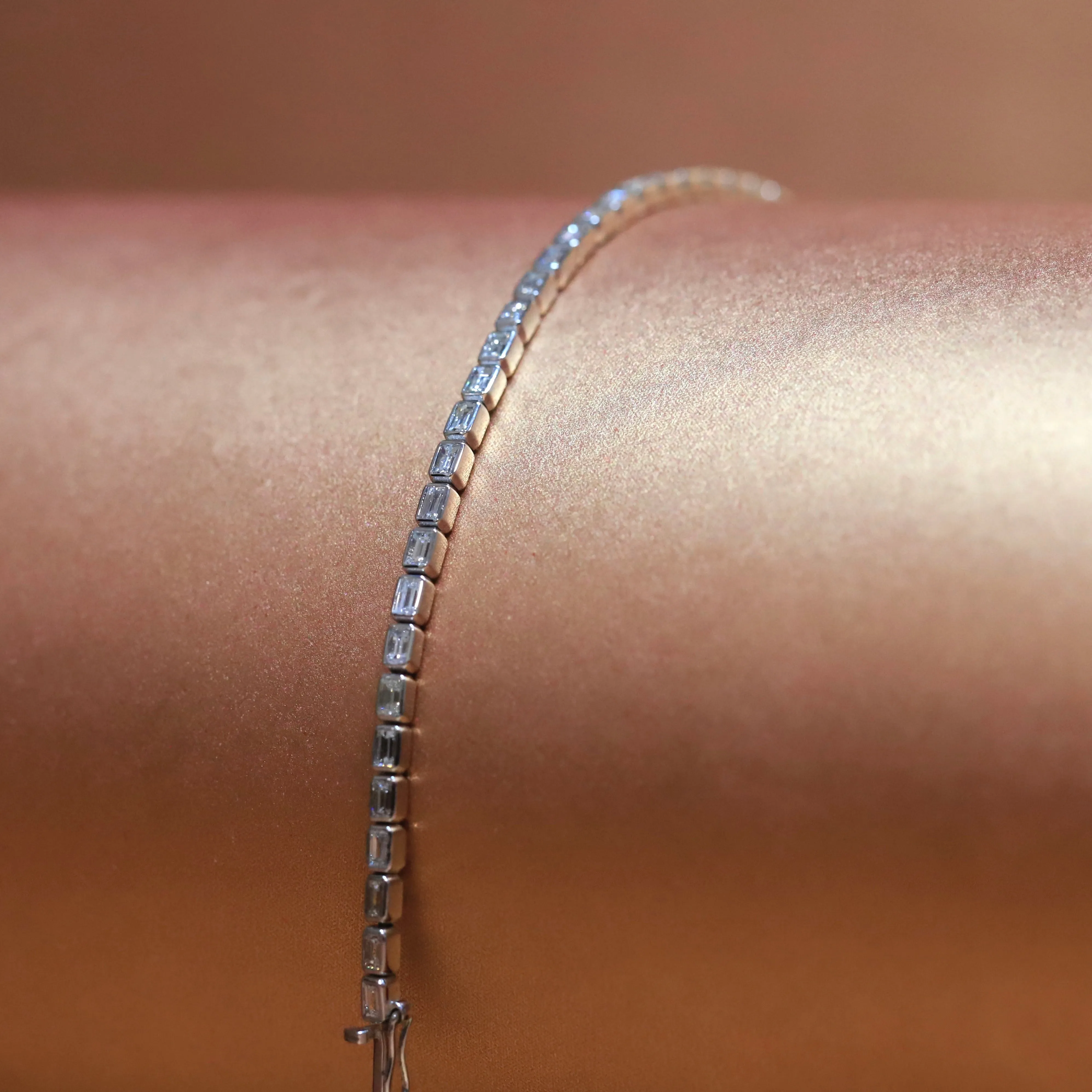 18ct White Gold Diamond Bracelet - Baguette Cut Diamonds in Bezel setting