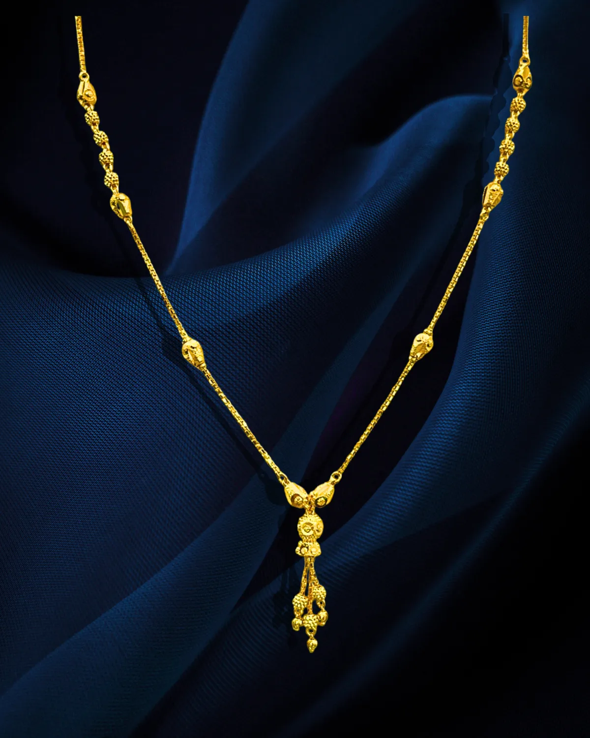 22 KT Gold Designer Chain (D99)