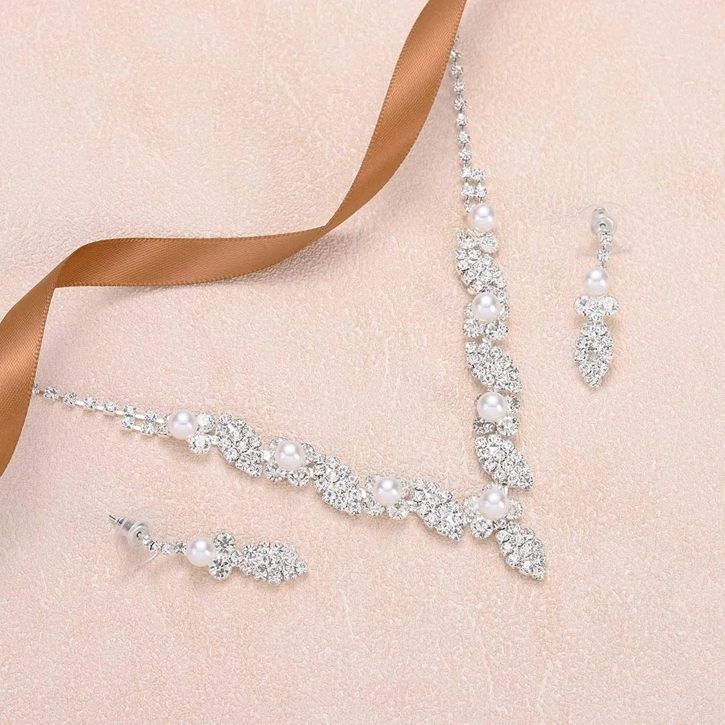 Aukmla Bride Pearl Wedding Necklace Earrings Set Silver Crystal Necklaces Rhinestone Necklaces Jewelry Accessories for Women and Girls (Set of 3)