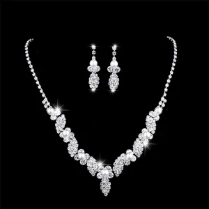 Aukmla Bride Pearl Wedding Necklace Earrings Set Silver Crystal Necklaces Rhinestone Necklaces Jewelry Accessories for Women and Girls (Set of 3)