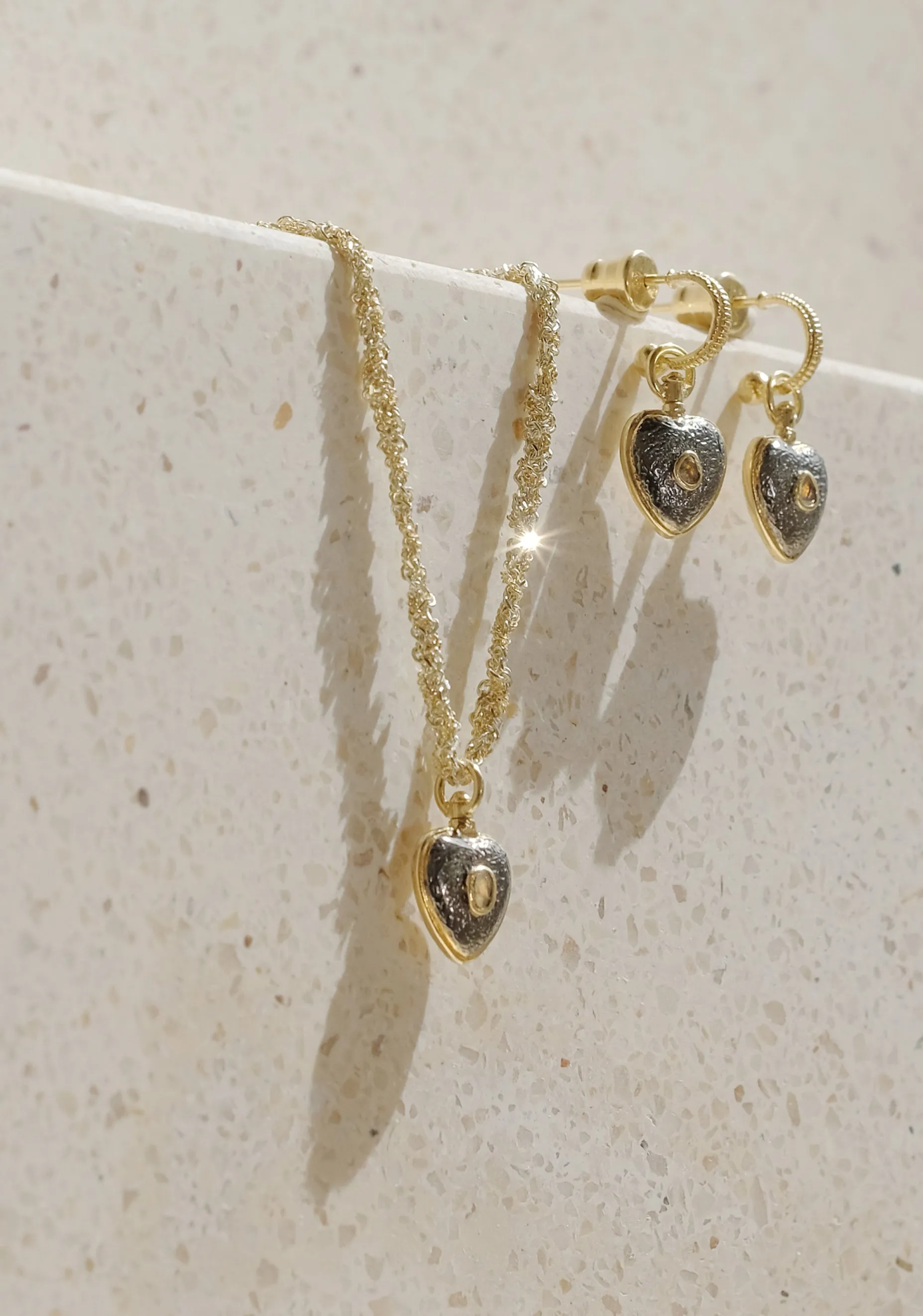 Chain Heart Pendant Necklace_Gold