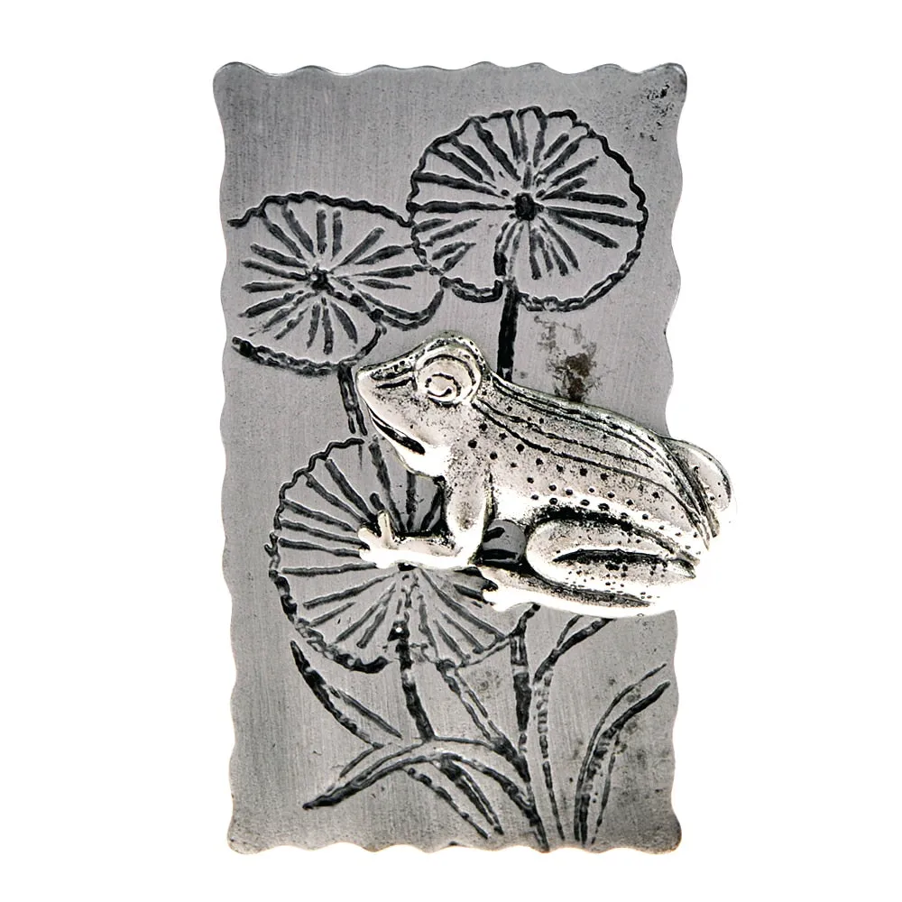Creative Frog Lying On the Lotus Leaf Brooches For Women And Men