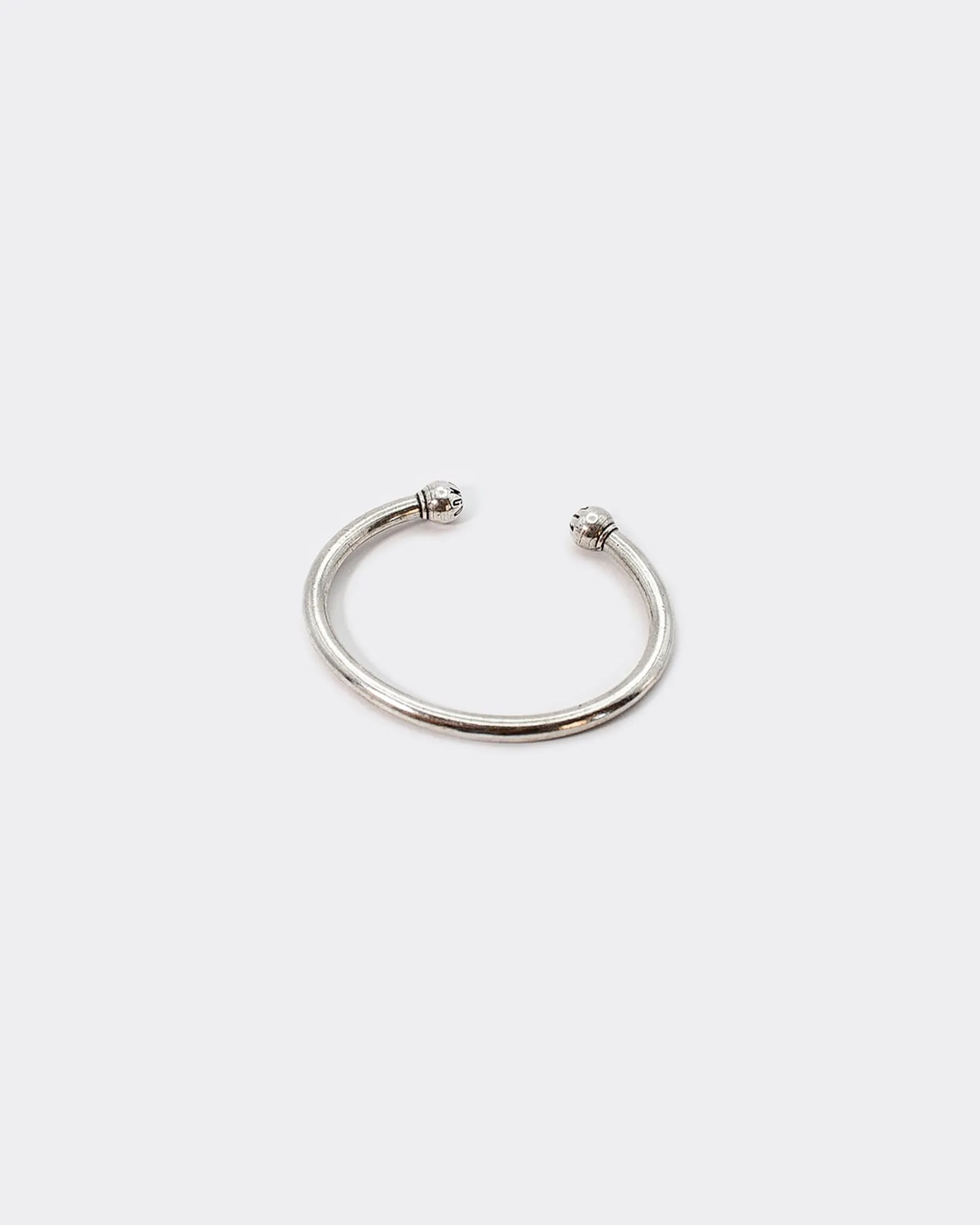 DO’S BANGLE #1