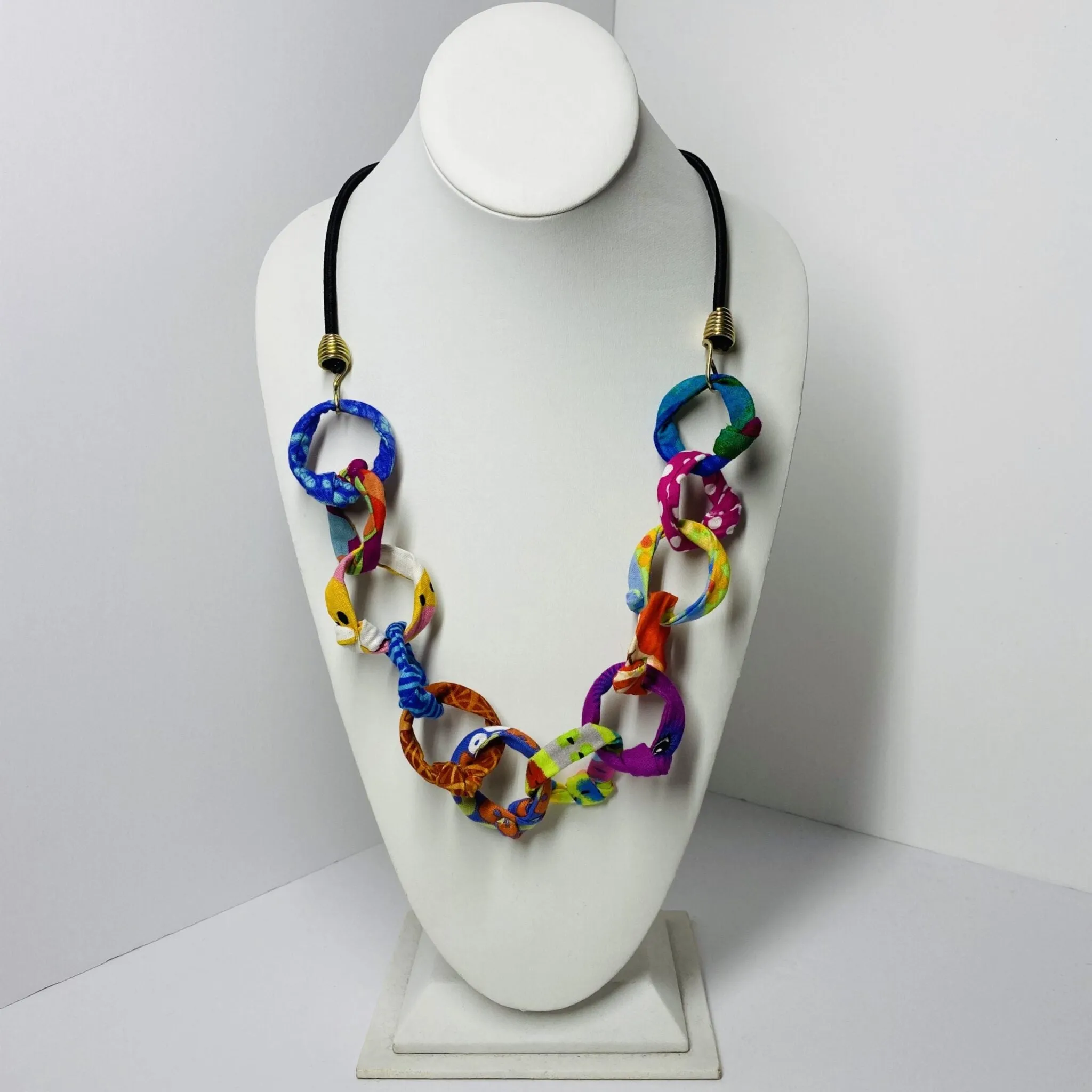 FICKLESTICKS Small Chain on Bungee Necklace - BLUES (NOT MULTI)