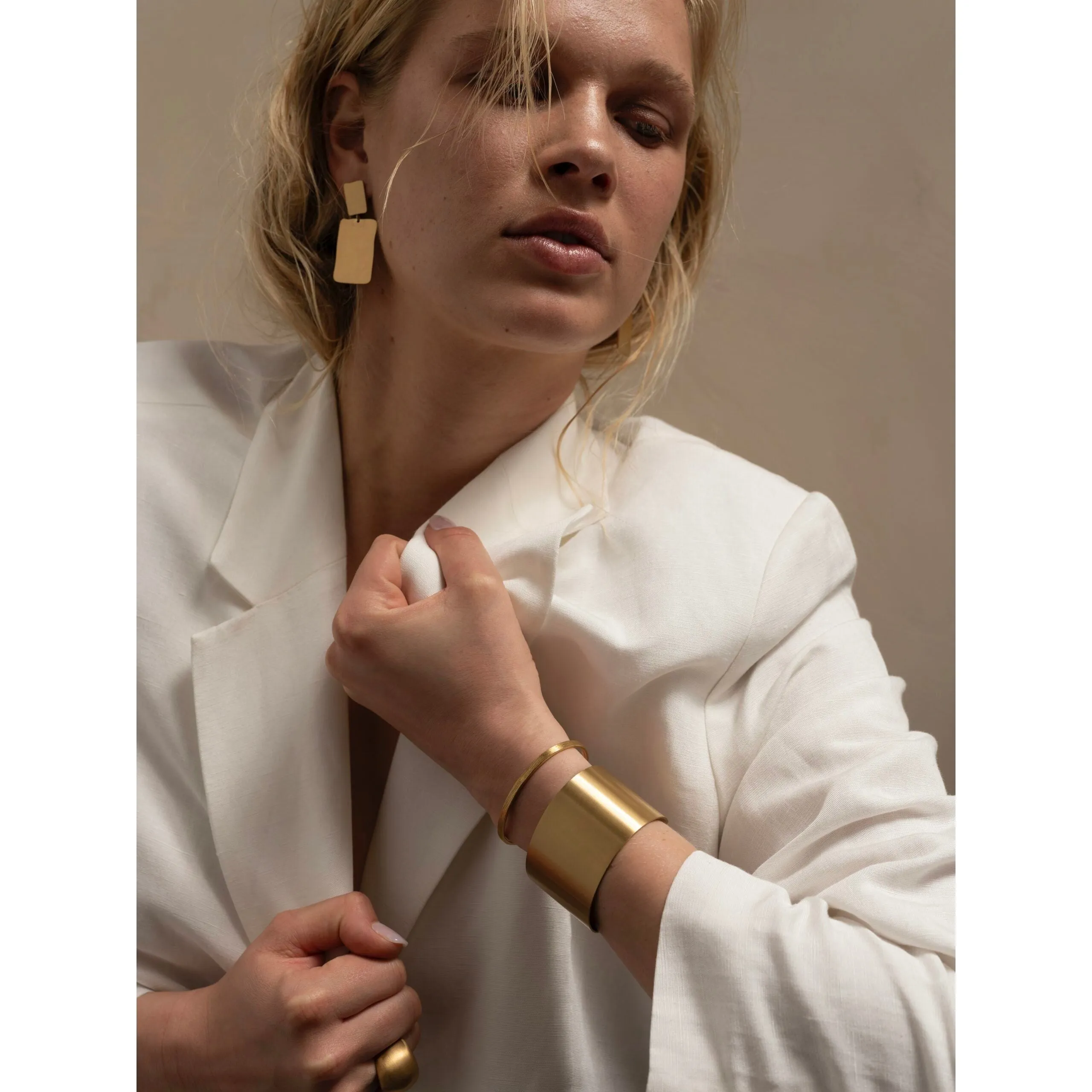 GOLDPLATED ORGANIC EARSTUDS