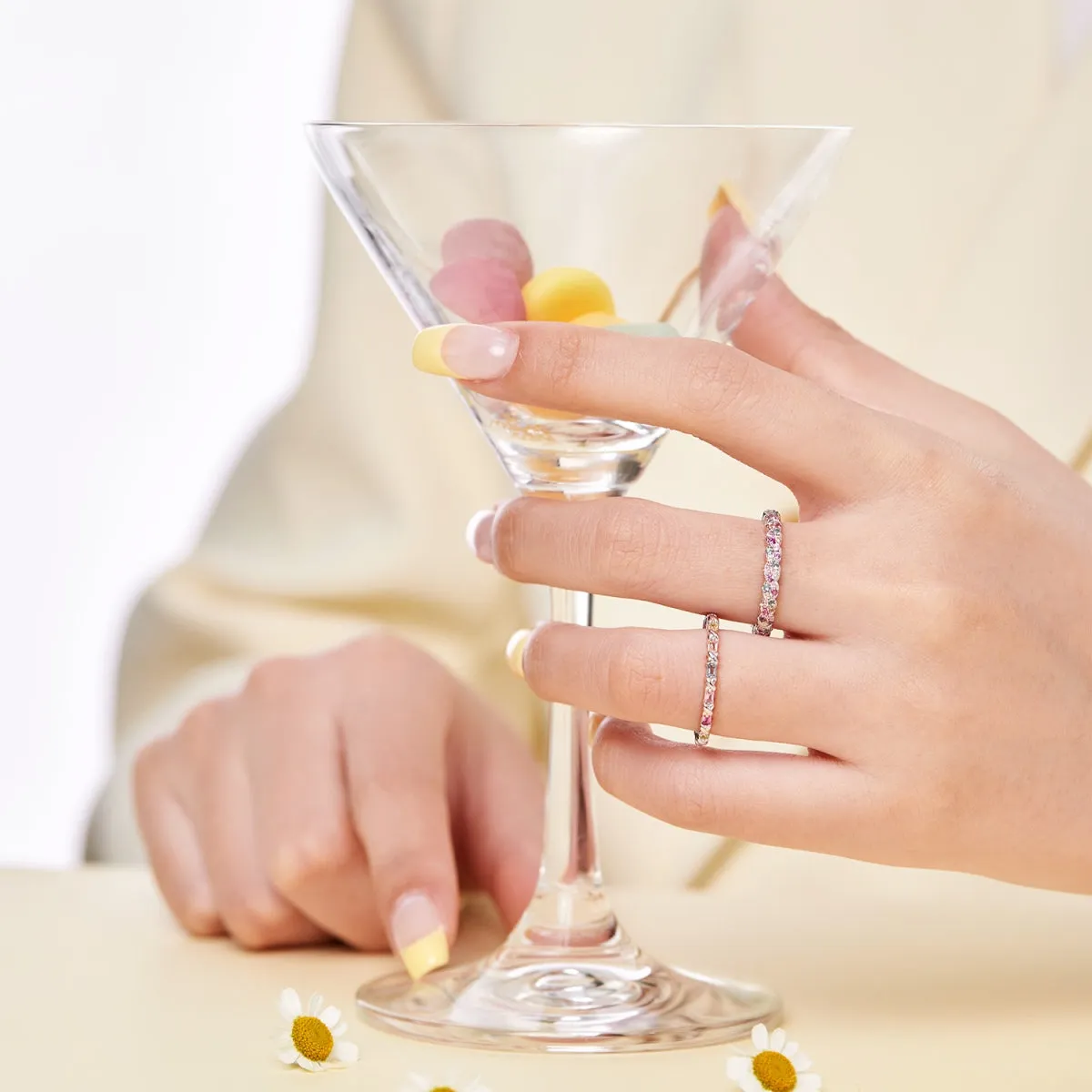 [Goodv]Charming Colorful Round Cut Daily Ring