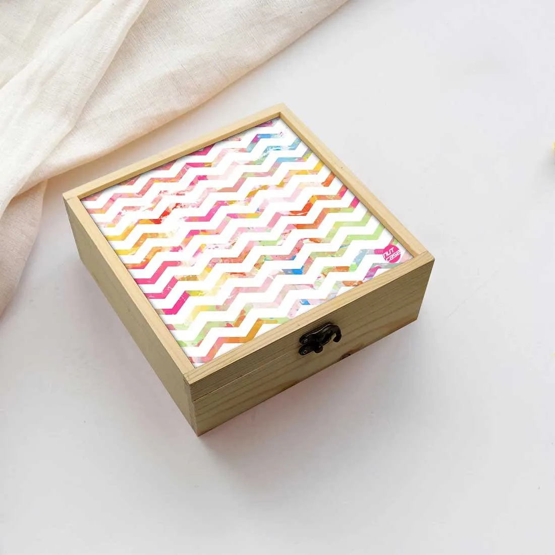 Jewellery Box Makepup Organizer -  White Zic Zac Strips