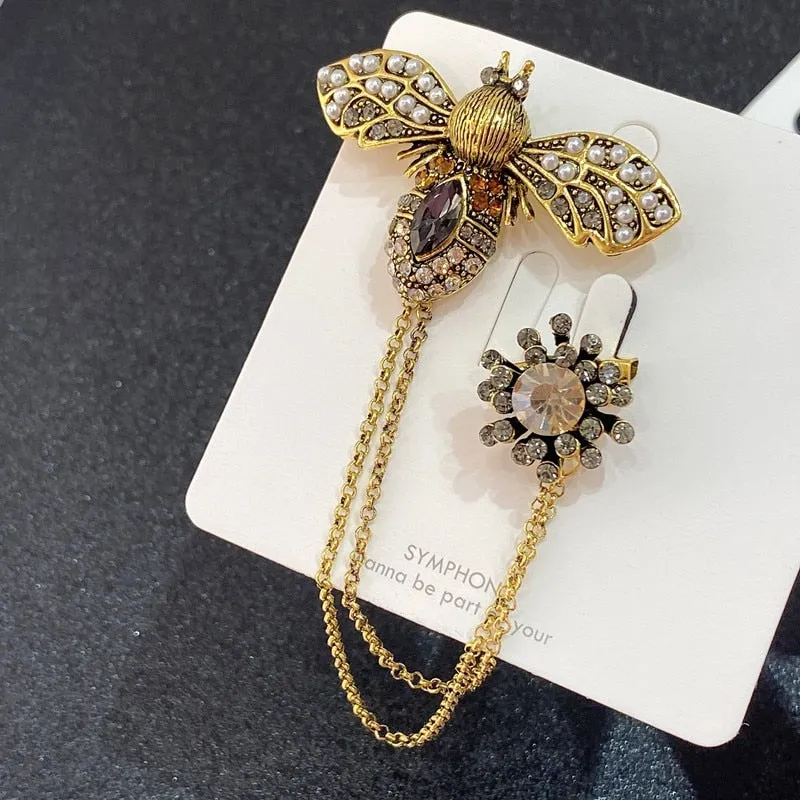 Luxurious Retro Crystal Bee Chain Brooch Women