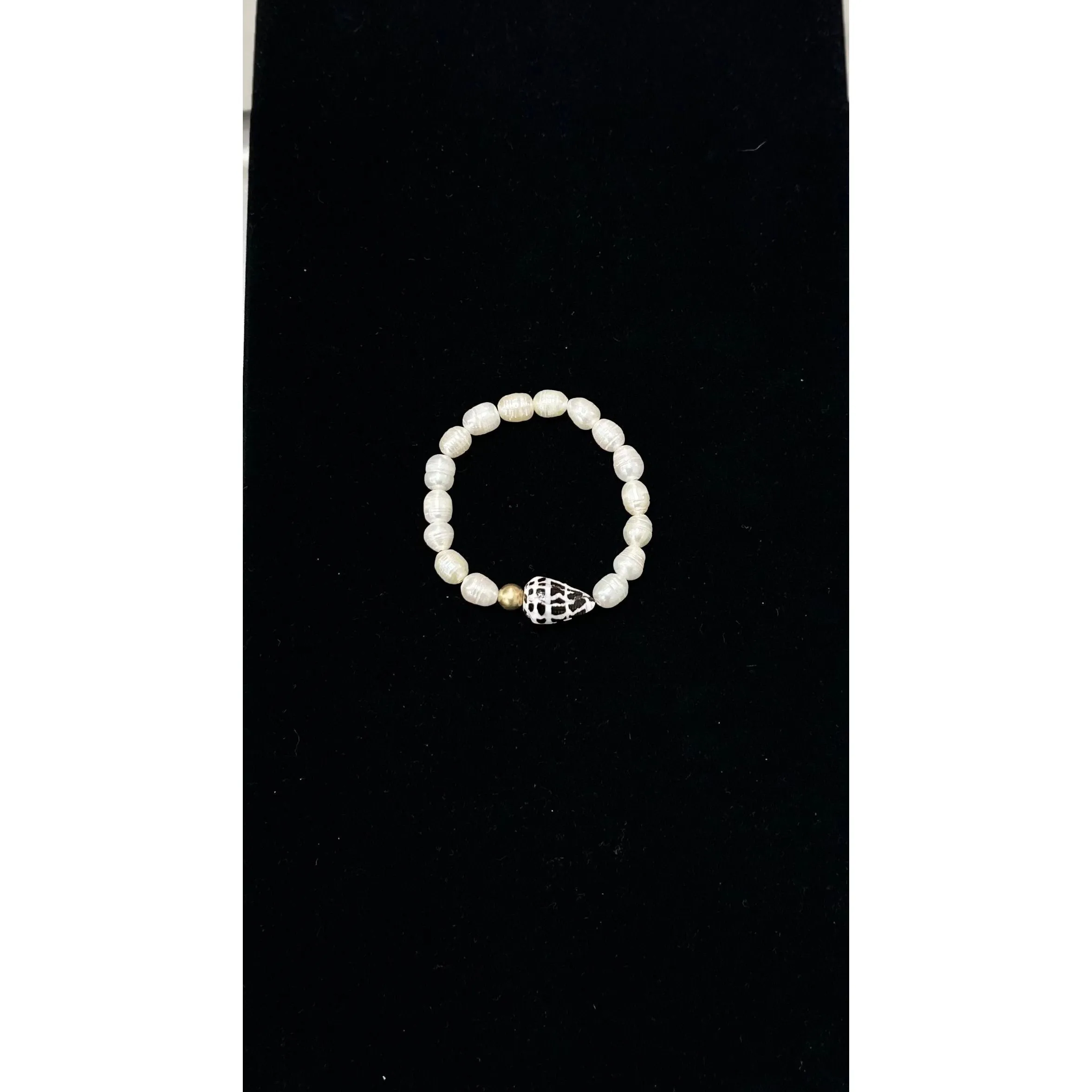Mini Conch and Tahitian Pearl Bracelet