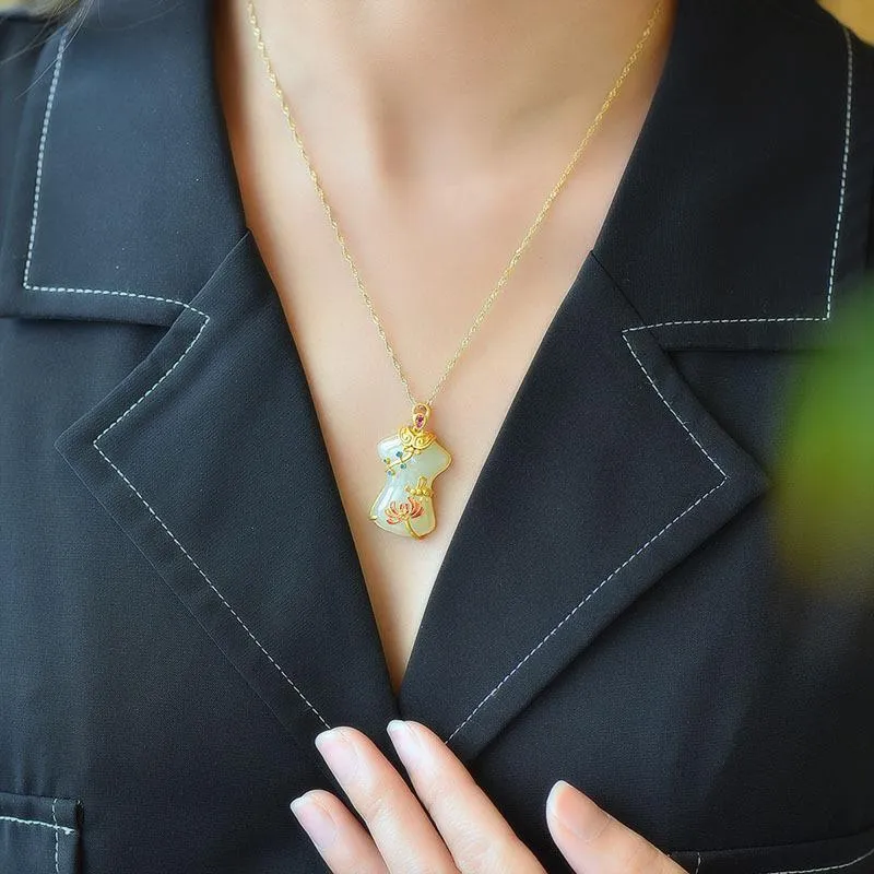 Natural Hetian Jade Cheongsam Flower Enamel Porcelain Ladies Necklace Pendant