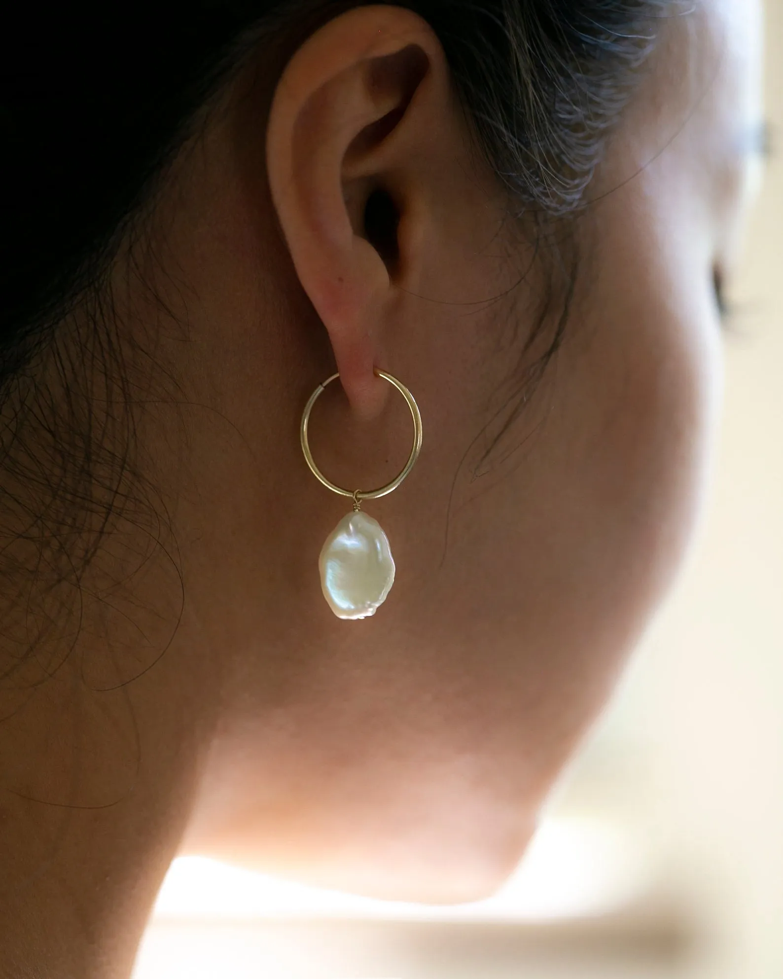Organic Pearl hoop earrings