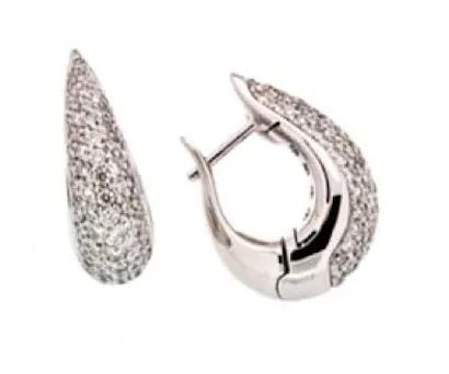 " Pave' of Diamonds Earrings "