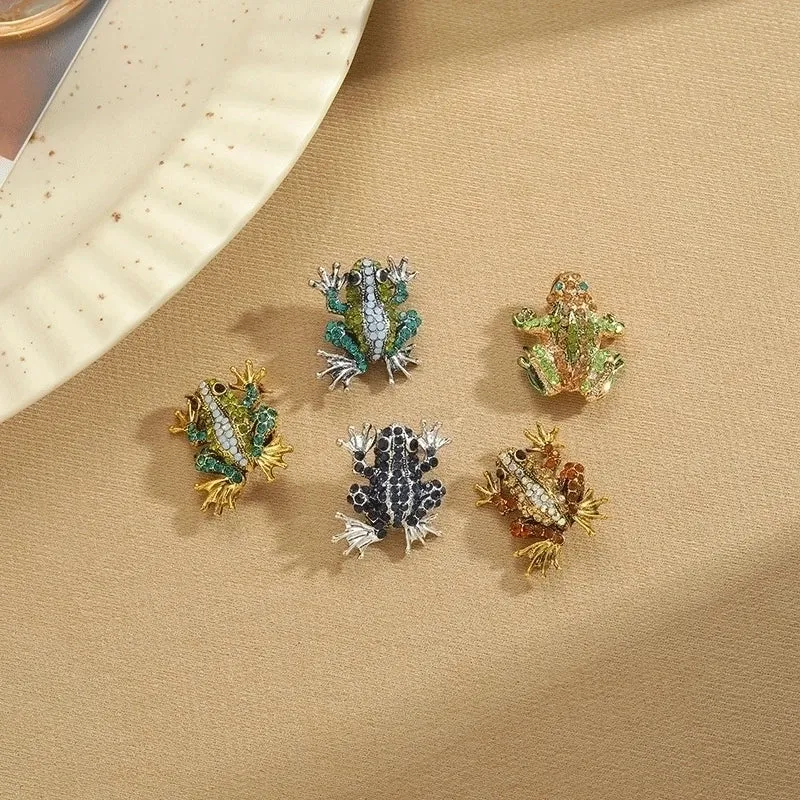 Retro Frog Alloy Inlay Rhinestones Women's Men's Brooches 1 Piece