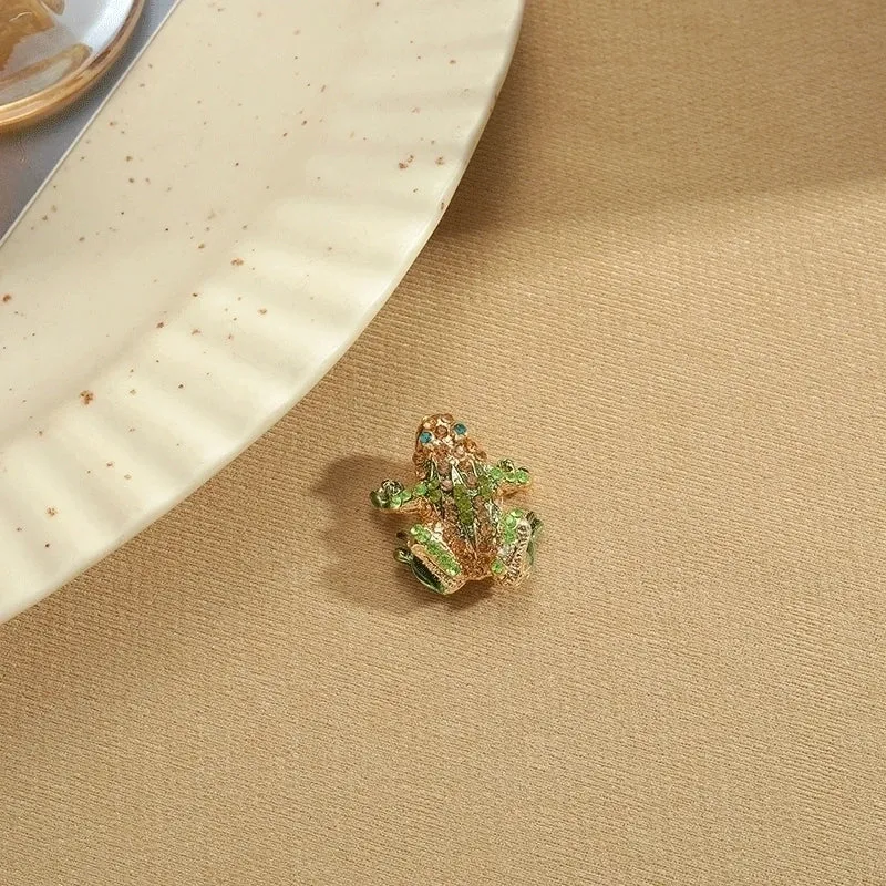 Retro Frog Alloy Inlay Rhinestones Women's Men's Brooches 1 Piece