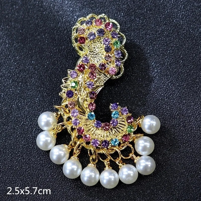 Retro Letter Moon Flower Alloy Inlay Artificial Gemstones Women's Brooches