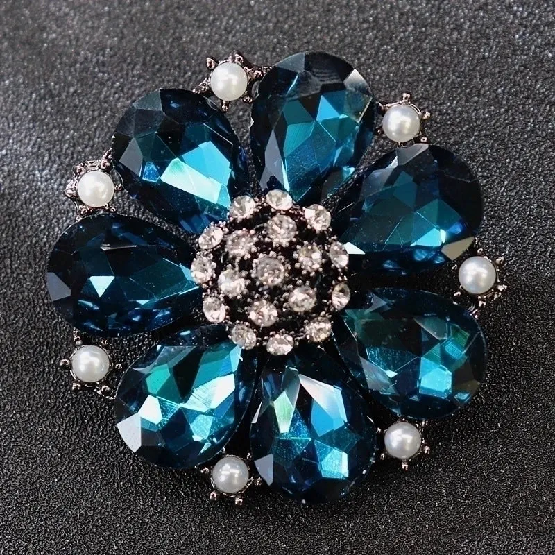 Retro Letter Moon Flower Alloy Inlay Artificial Gemstones Women's Brooches