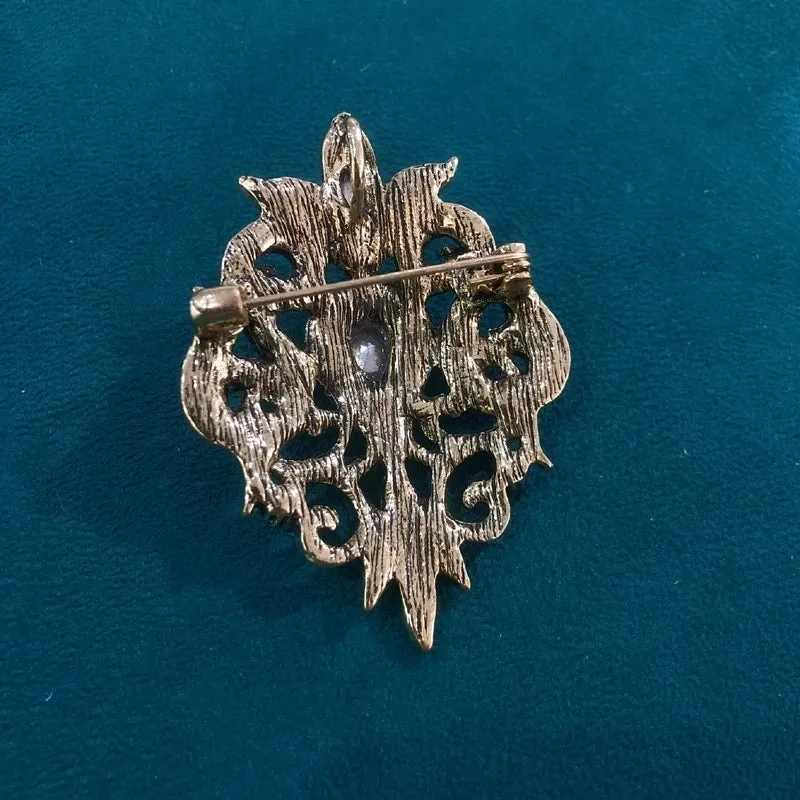 Retro Pin Geometric Alloy Rhinestone Women's Brooches