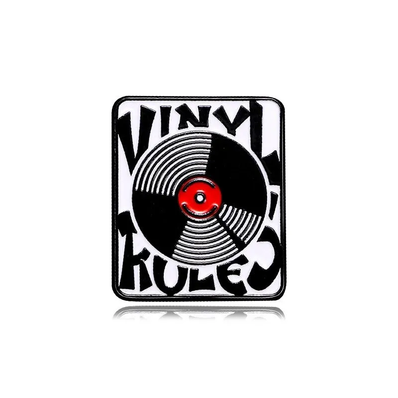 Retro Pin Letter Zinc Alloy Enamel Unisex Brooches