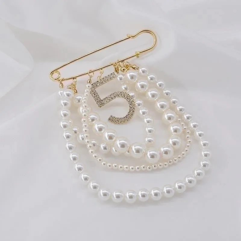 Retro Pin Waves Alloy Diamond Artificial Gemstones Women'S Brooches