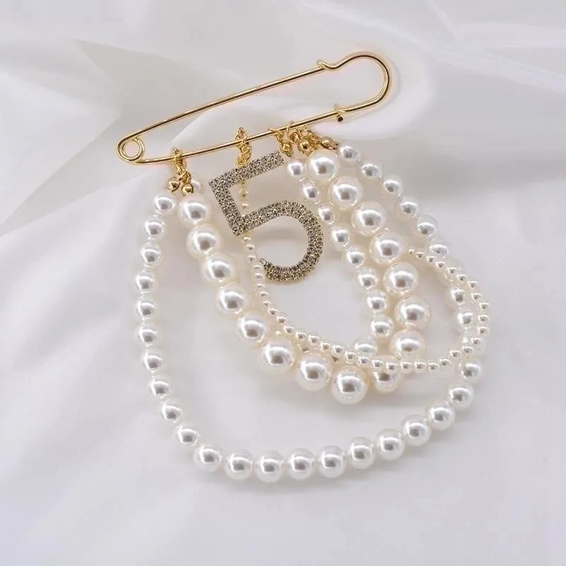 Retro Pin Waves Alloy Diamond Artificial Gemstones Women'S Brooches