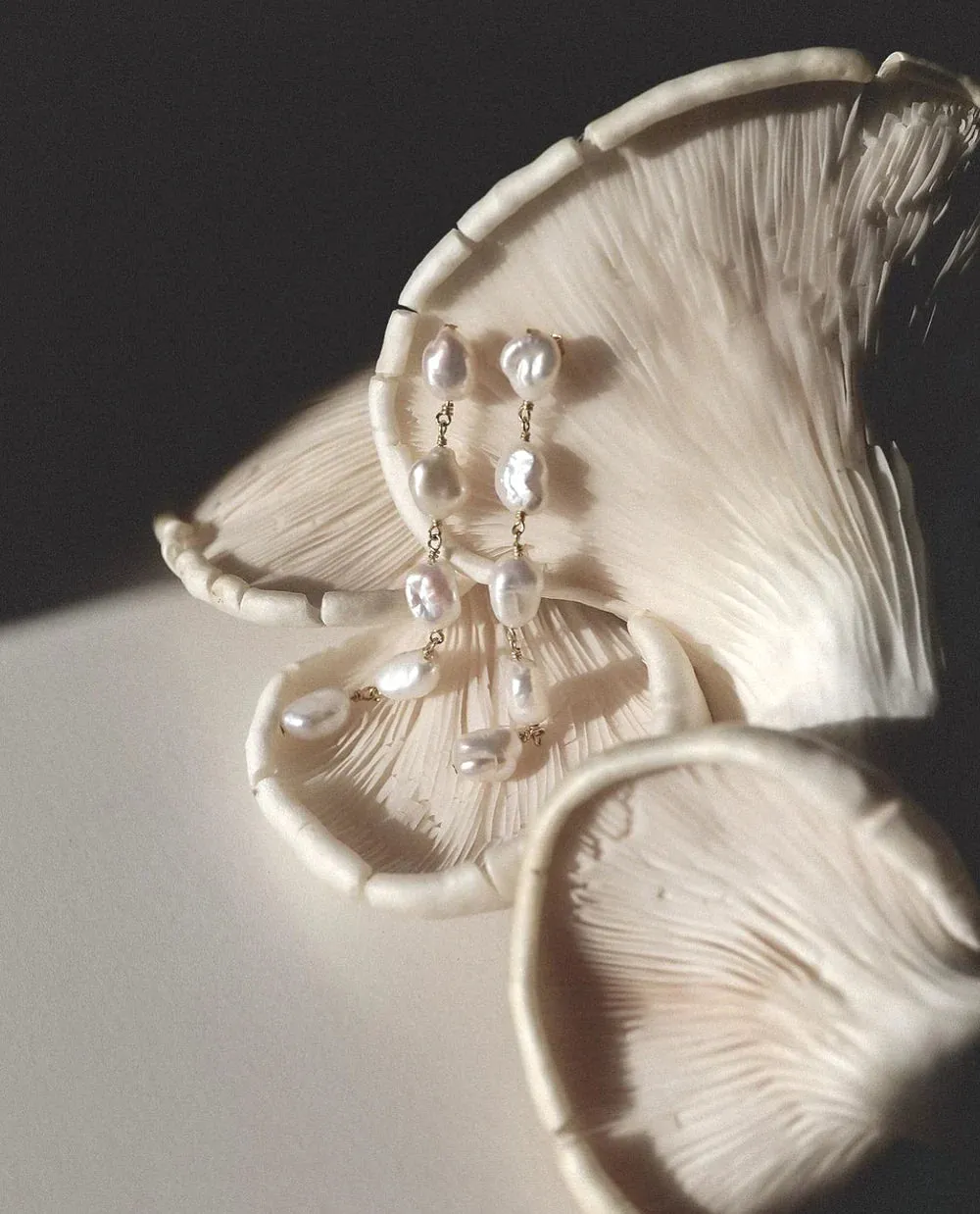 Saint Valentine Isle Drop Earrings - Gold