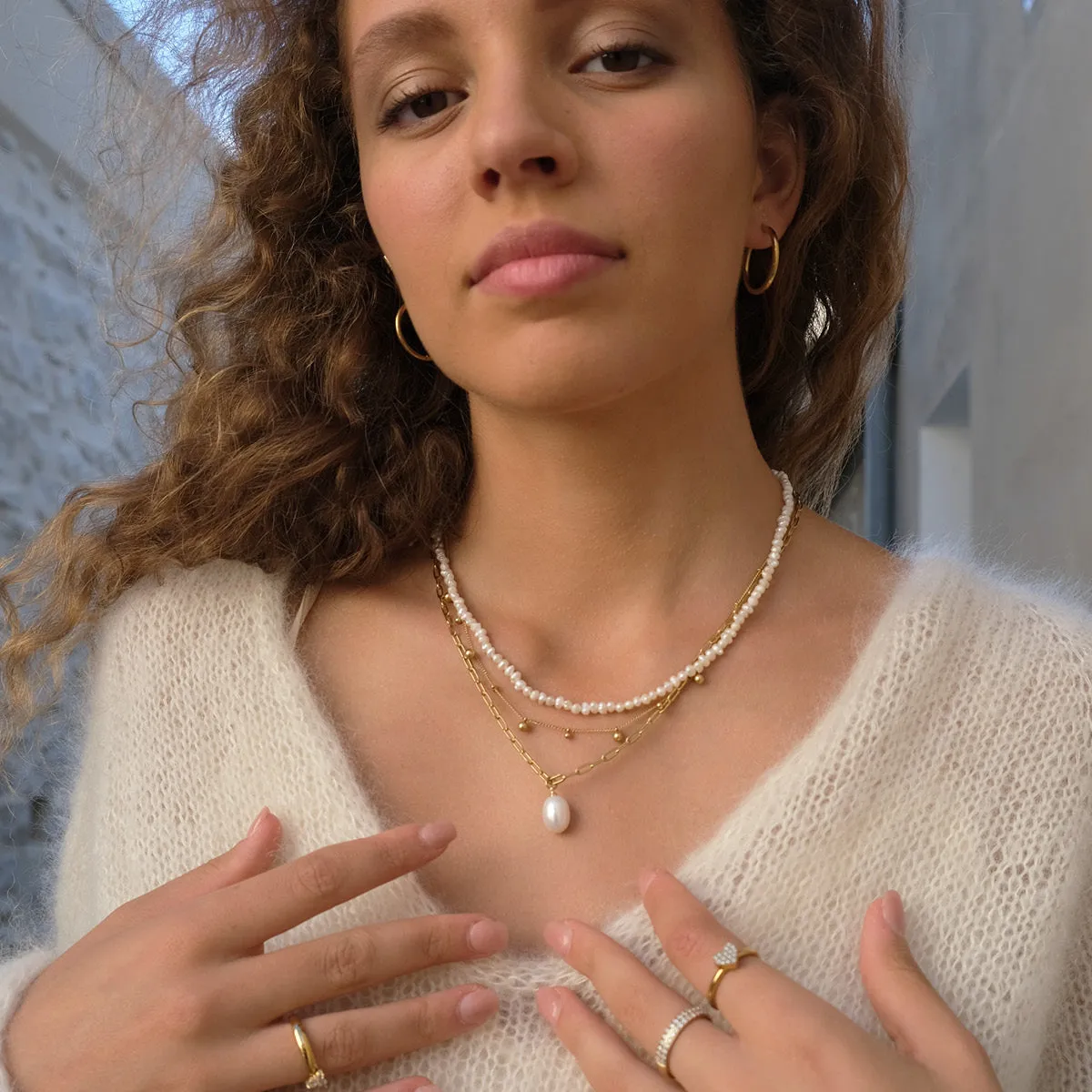 Short Chain with Freshwater Pearls
