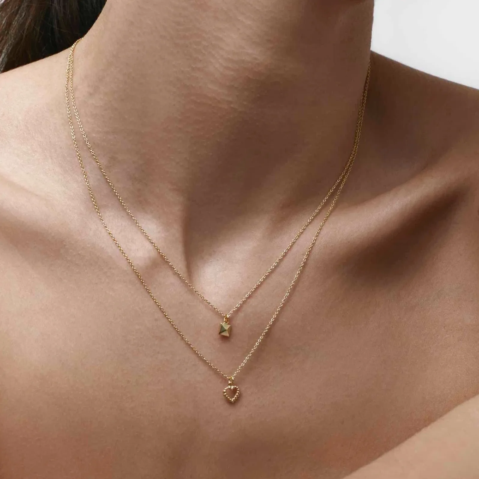 Superfine / Mini Cutout Heart Necklace / Gold